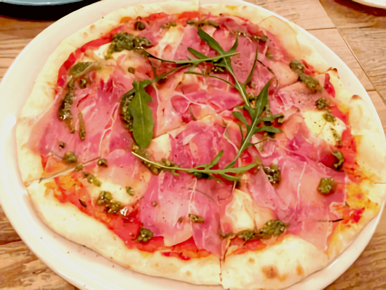 Pizza Restaurant＆Bar gorm's（ゴームス）ピザ